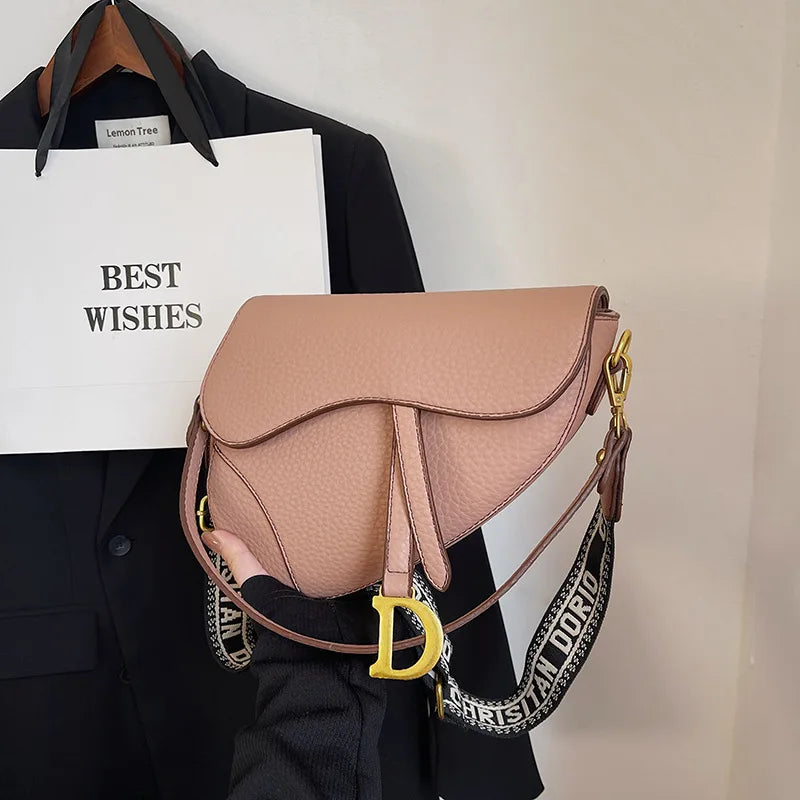 Fashionable and Trendy Women's Saddle Bag with Armpit Strap, 2025 Cross-border New Design, Exclusive and Casual Single Bag