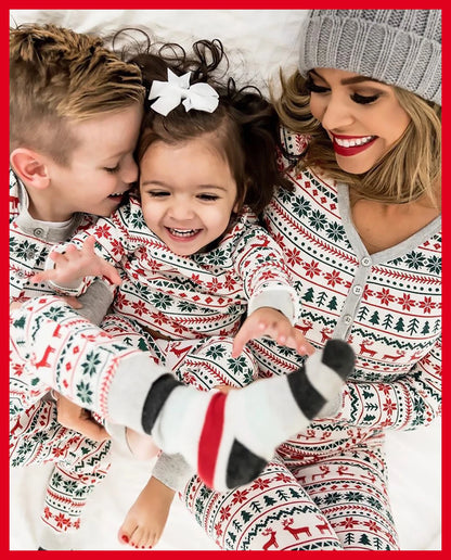2026 Christmas Family Pajamas Matching Dad Mom And Daughter Xmas Clothes Set Adult Kids Sleepwear For Father Mother Son Outfit