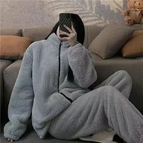 Winter Pajamas Women Coral Fleece Homewear Suit Couple Long Pijama Men Thickened Velvet Warm Soft Comfortable Pajamas Set