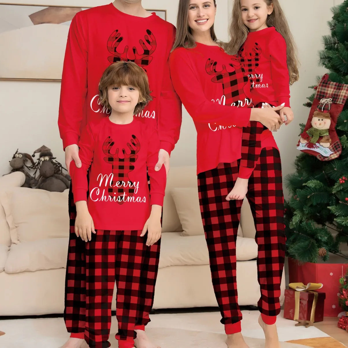 2024 Christmas Family set Dad Mom Kids pajamas set top + pants 2 sets baby crawling suit Pet dog clothes home wear