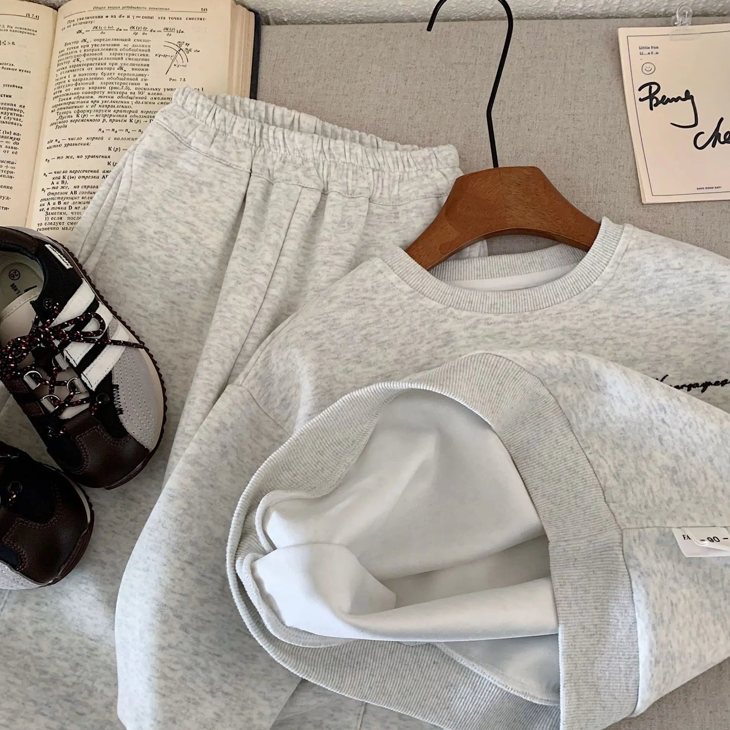 Toddler Boys Autumn Sweatshirt Sets Letter Embroidery Top+Elastic Waist Pant Kids Baby Boys Sets Solid 1-8Y Boys Two-piece Suit