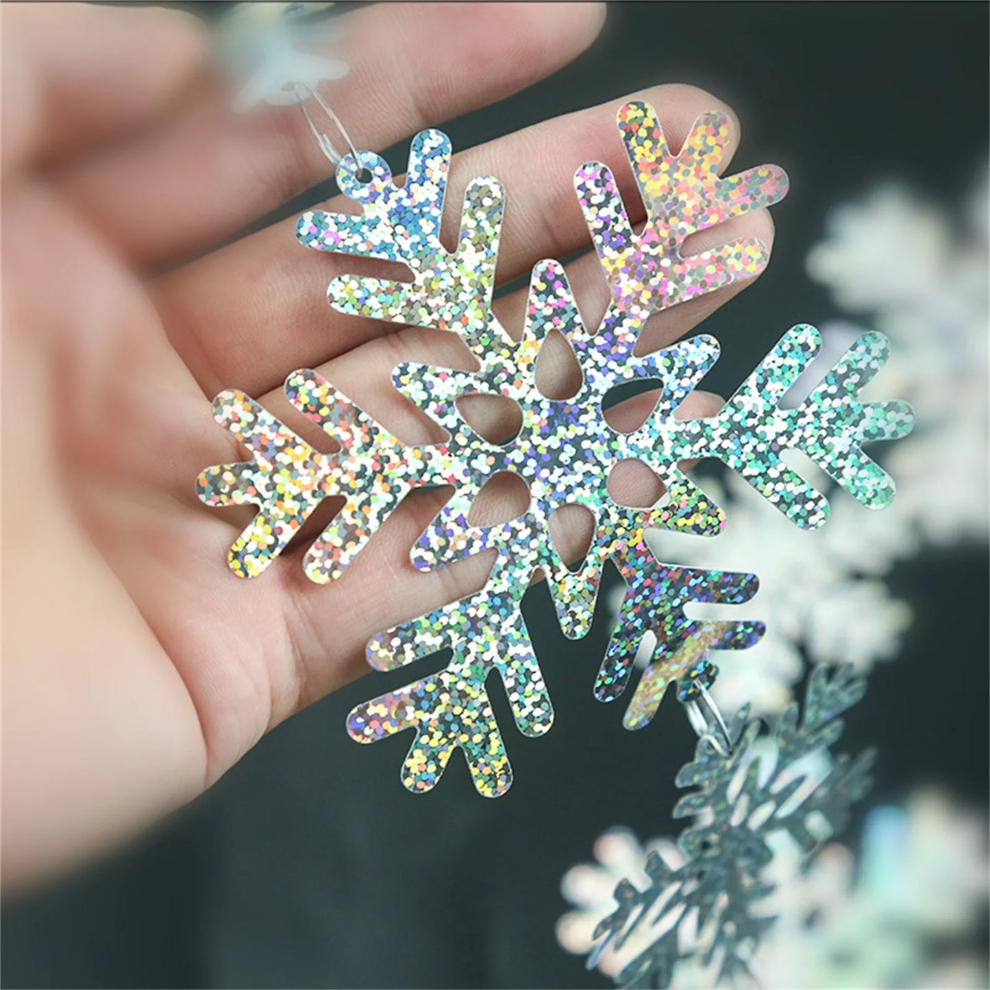 Artificial White Snowflake Banner for Winter Wonderland Party Decorations Christmas Tree Hanging Birthday Party Snowflakes Decor