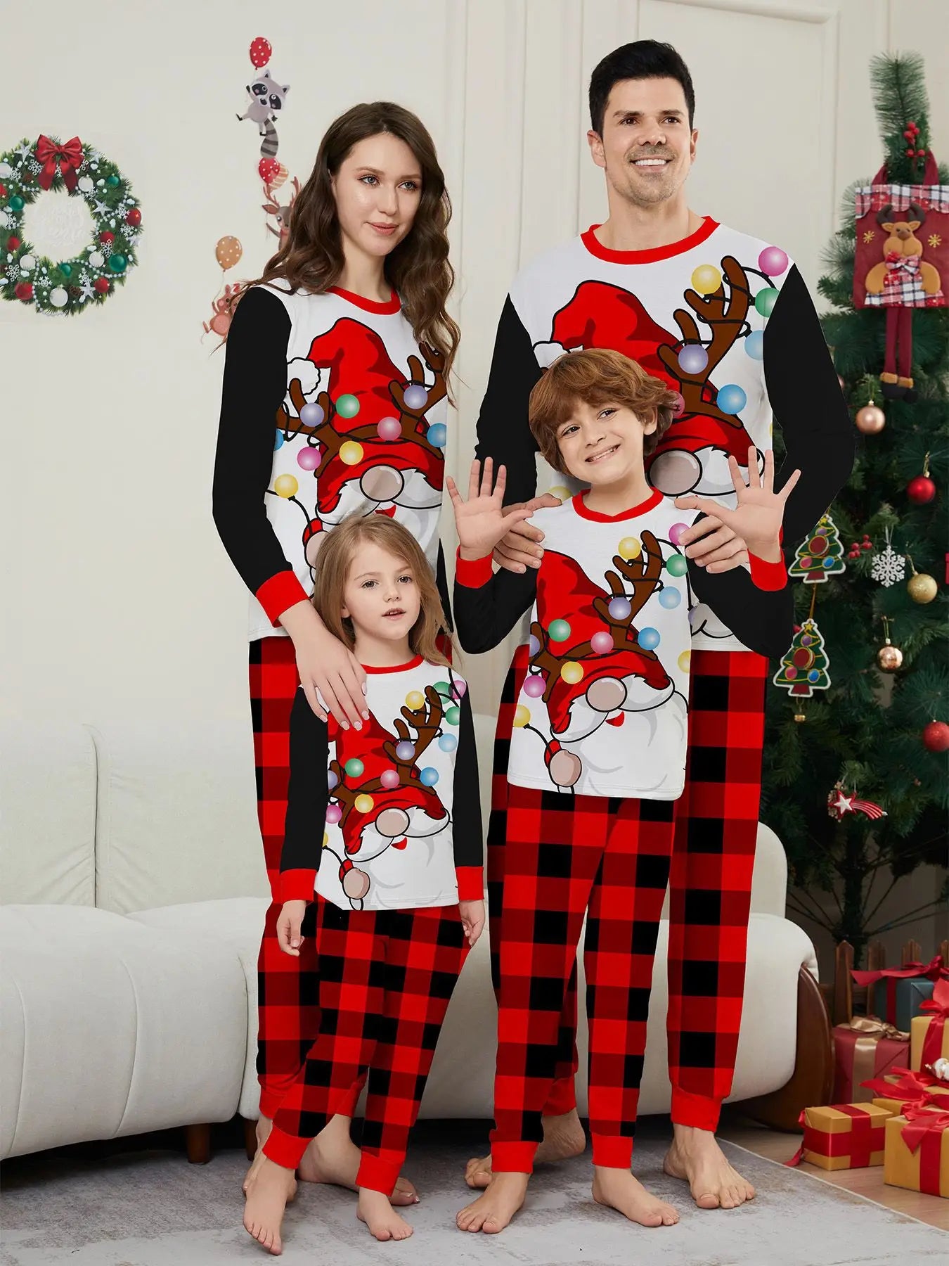 European and American family Christmas parent-child clothing, 2025 new autumn and winter cartoon round-neck family vacation set