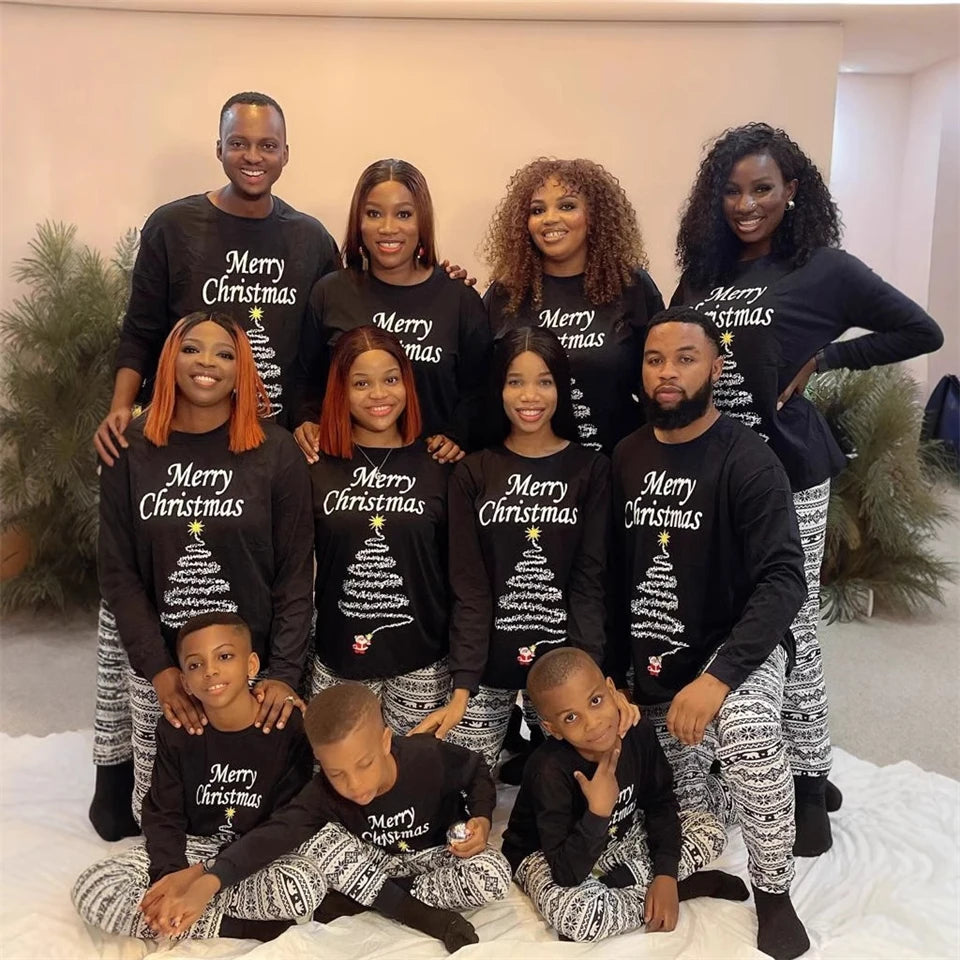 Christmas Pajama for the Whole Family 2025 Xmas Vintage Print Parent-child Sleepwear Father Mother Kids Baby Look Loungewear