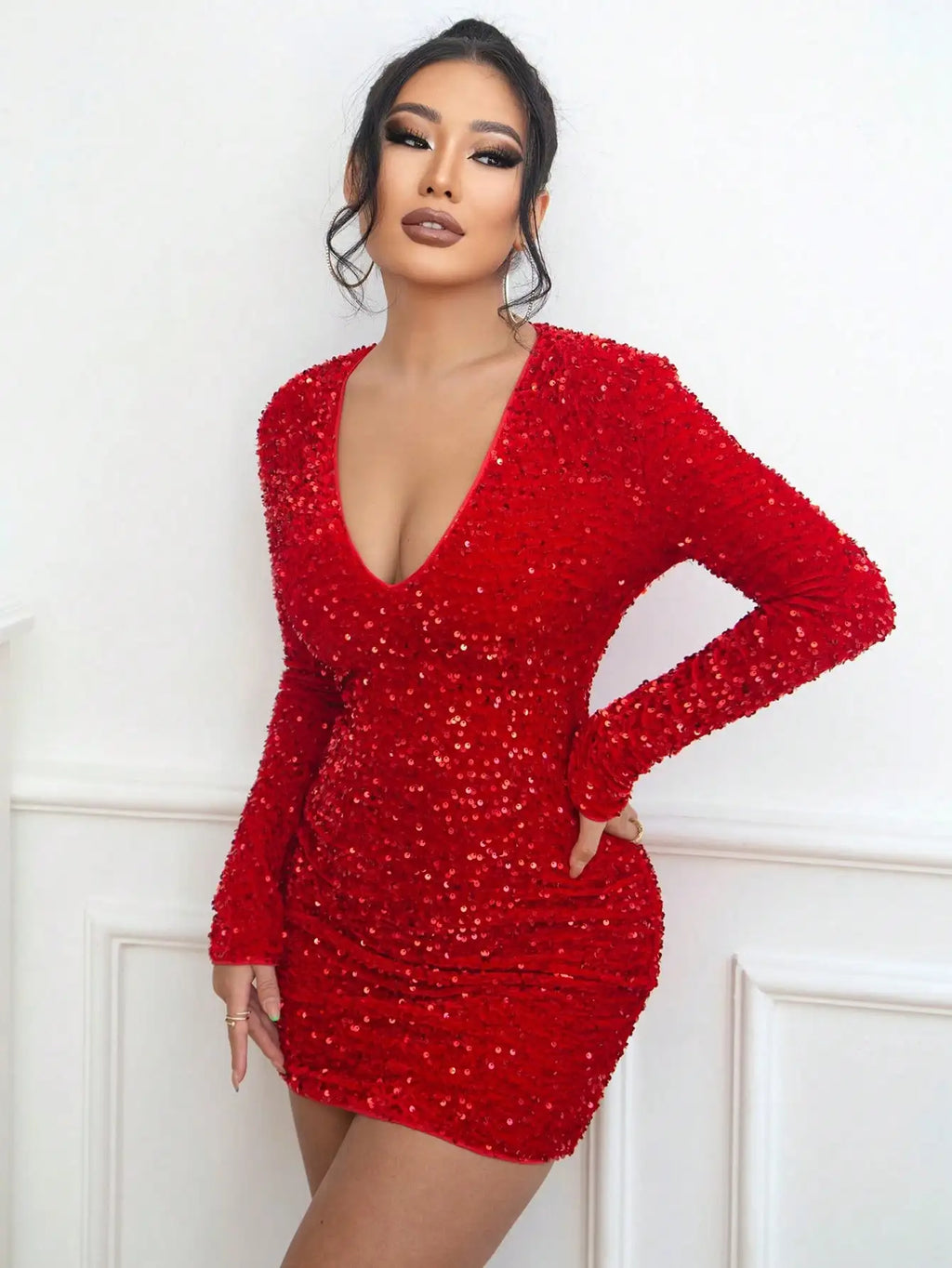 Women's Black Sequin V-Neck Long Sleeve Bodycon Mini Dress for Party Night Out