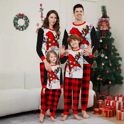 European and American family Christmas parent-child clothing, 2025 new autumn and winter cartoon round-neck family vacation set