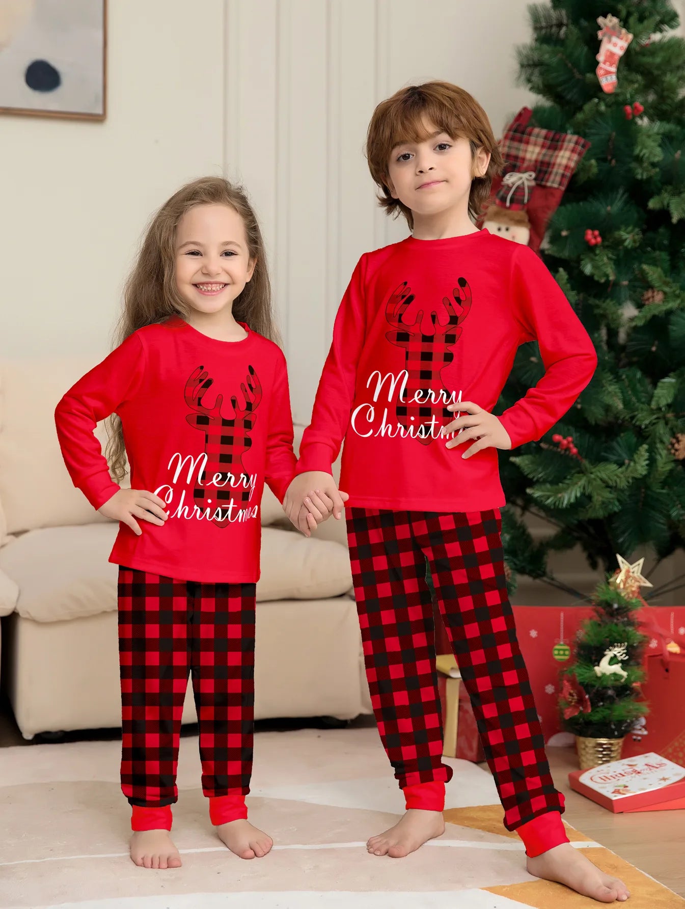 2024 Christmas Family set Dad Mom Kids pajamas set top + pants 2 sets baby crawling suit Pet dog clothes home wear