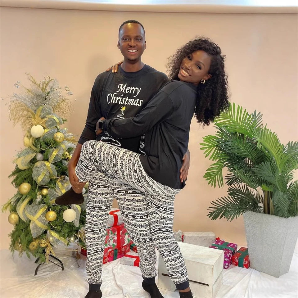 Christmas Pajama for the Whole Family 2025 Xmas Vintage Print Parent-child Sleepwear Father Mother Kids Baby Look Loungewear