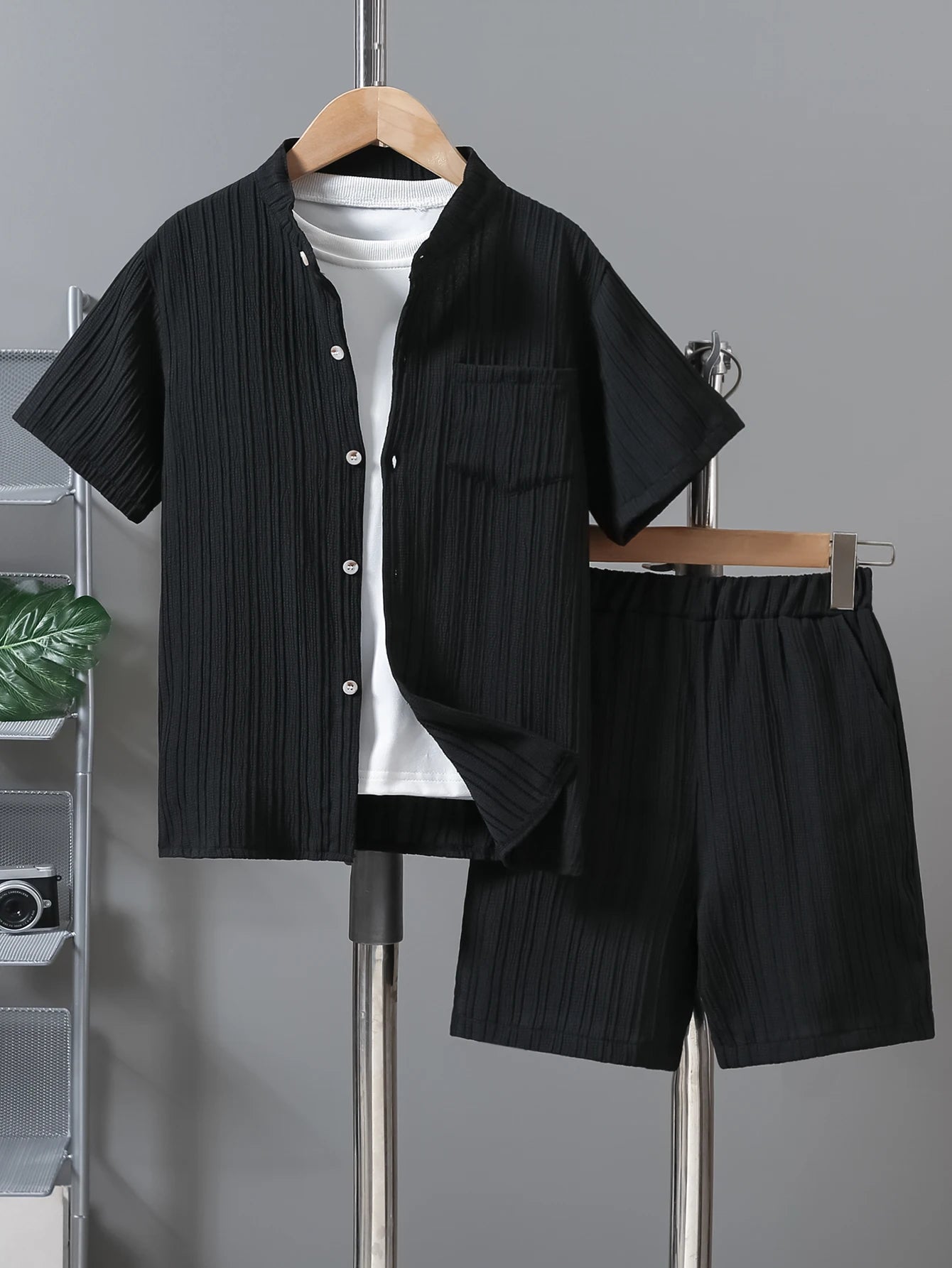 Boys' Textured Fabric Round Neck Shorts Shirt Short-Sleeved Suit