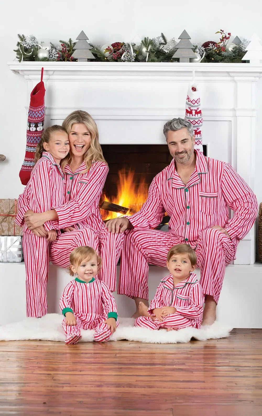 Family Christmas Pajamas Set Striped Print Mother Kids Matching Clothes Button Shirt+Trousers Children Clothing Xmas Look Pijama
