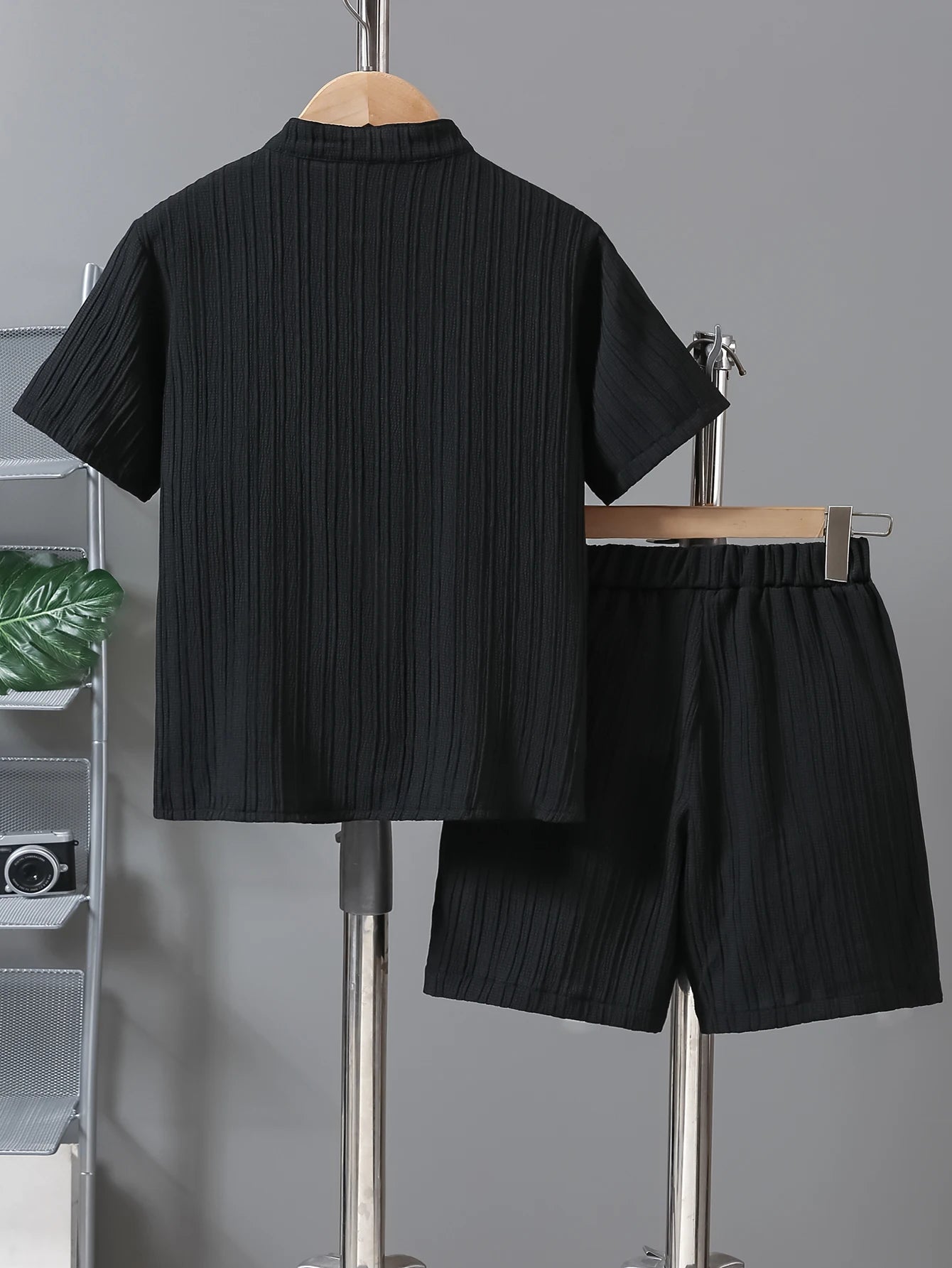 Boys' Textured Fabric Round Neck Shorts Shirt Short-Sleeved Suit