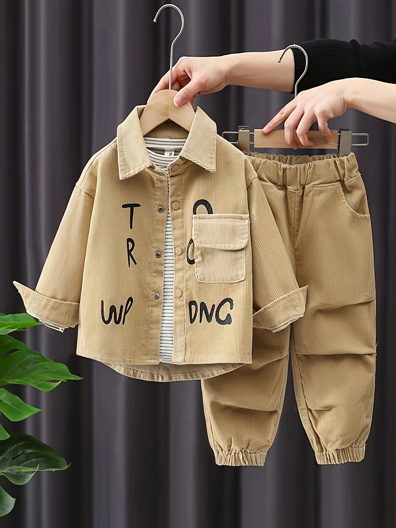New boys' spring and autumn fashion trend letter printed corduroy jacket with round neck and three piece set of boys' pants
