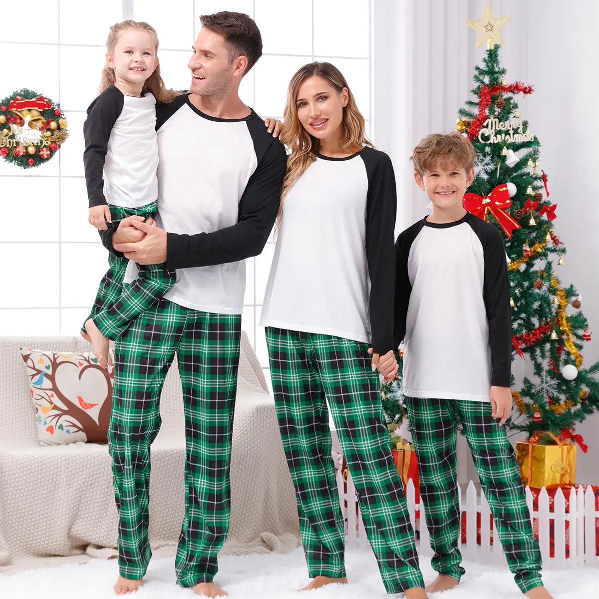 2023 New Year Clothes Christmas Family Matching Outfits Mom Dad Kids Pajamas Set DIY Blank 2 Pieces Clothing Sets Xmas Look Pjs