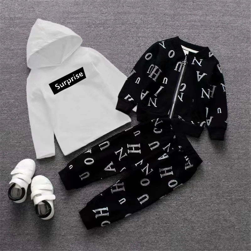 Spring and autumn boys' new fashion trend all over letter jacket Hooded Sweater boys' pants three piece set